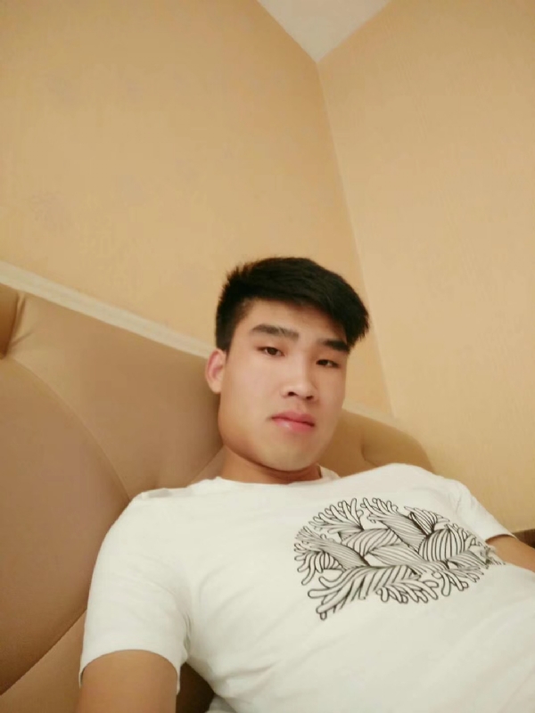 谁不曾孤单上路的第二张照片--河南中老年相亲网