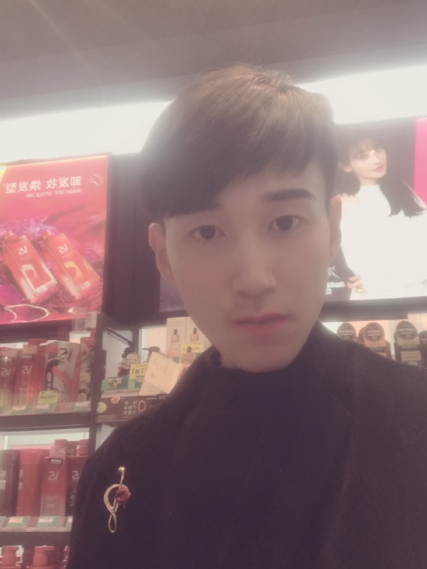 唯美的爱情故事的第一张照片--河南中老年相亲网