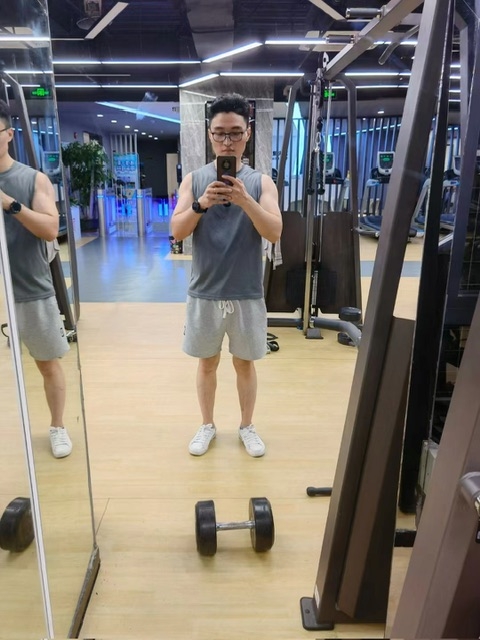 超哥的第二张照片--河南中老年相亲网