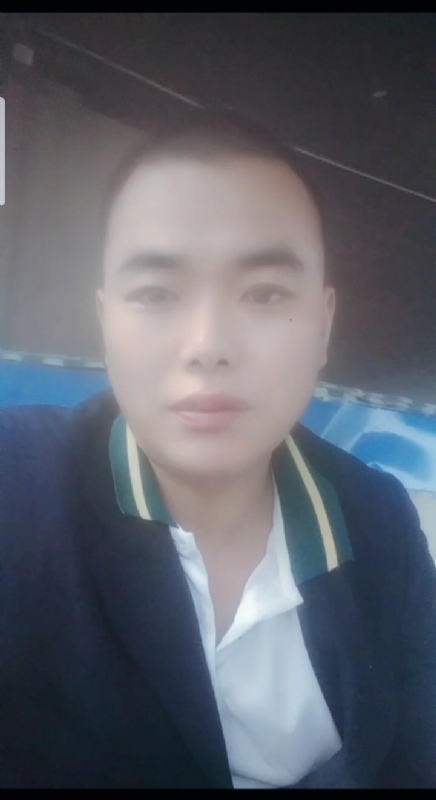阳光男孩的第一张照片--河南中老年相亲网